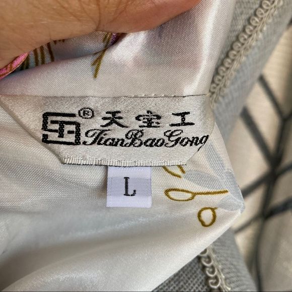 Kimono white with peacocks - Picture 5 of 5